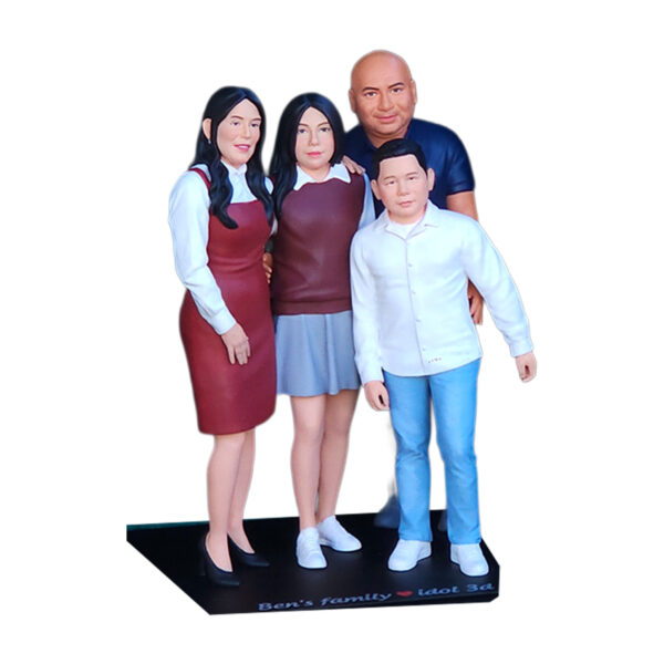 פסלון משפחה 4 נפשות